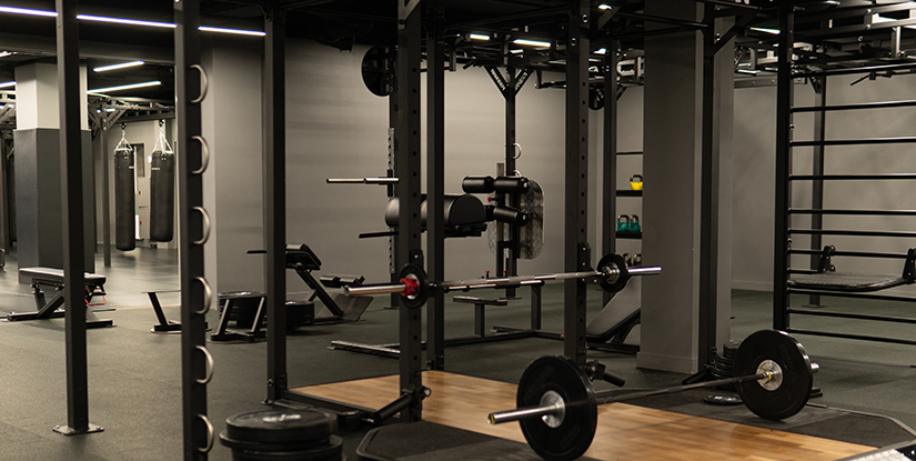 How to Choose the Best Small Space Squat Rack for Home